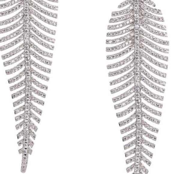 Crystal Drop Earrings NIB - Picture 2 of 3